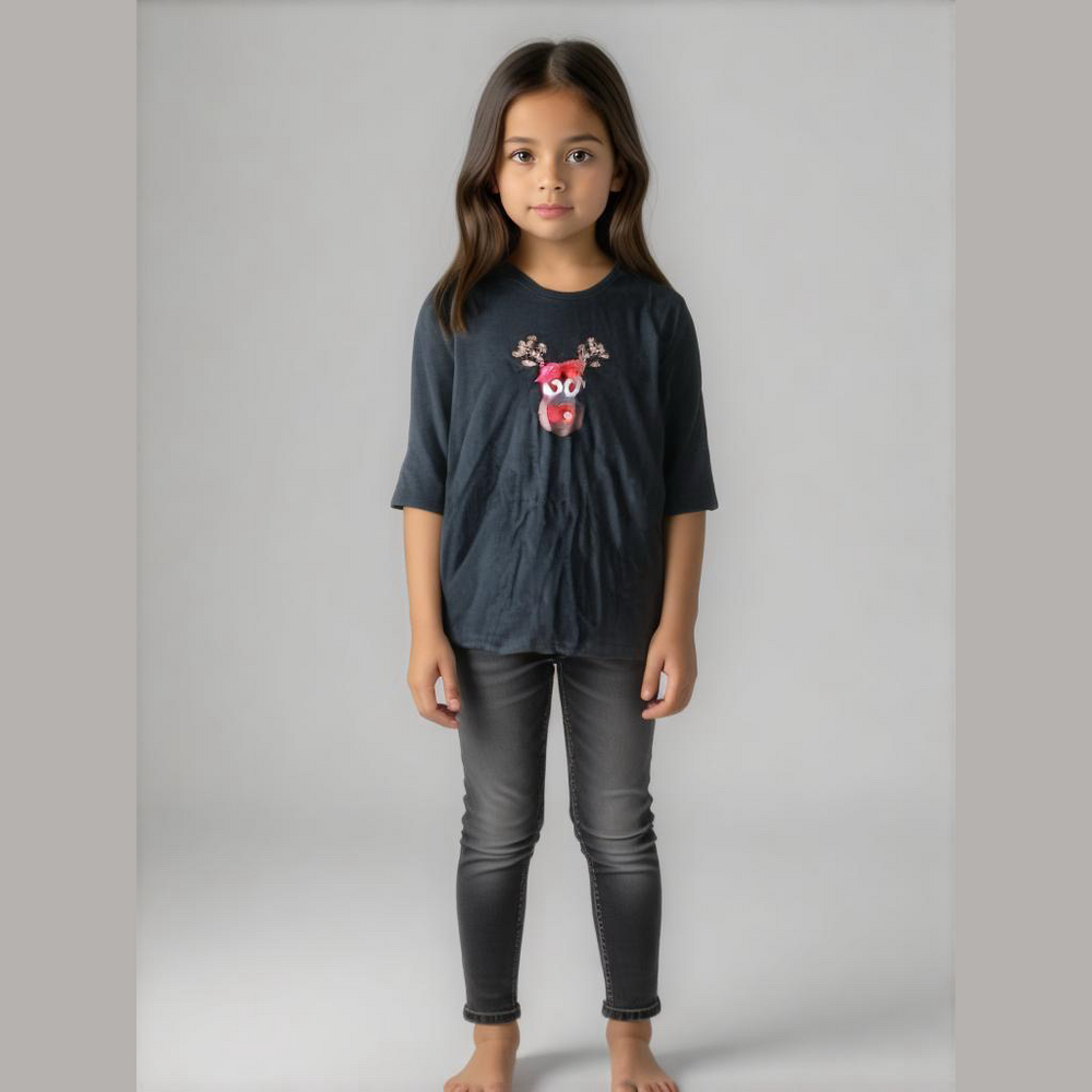 Girls size XXXL looks like a 12/14 T-shirt